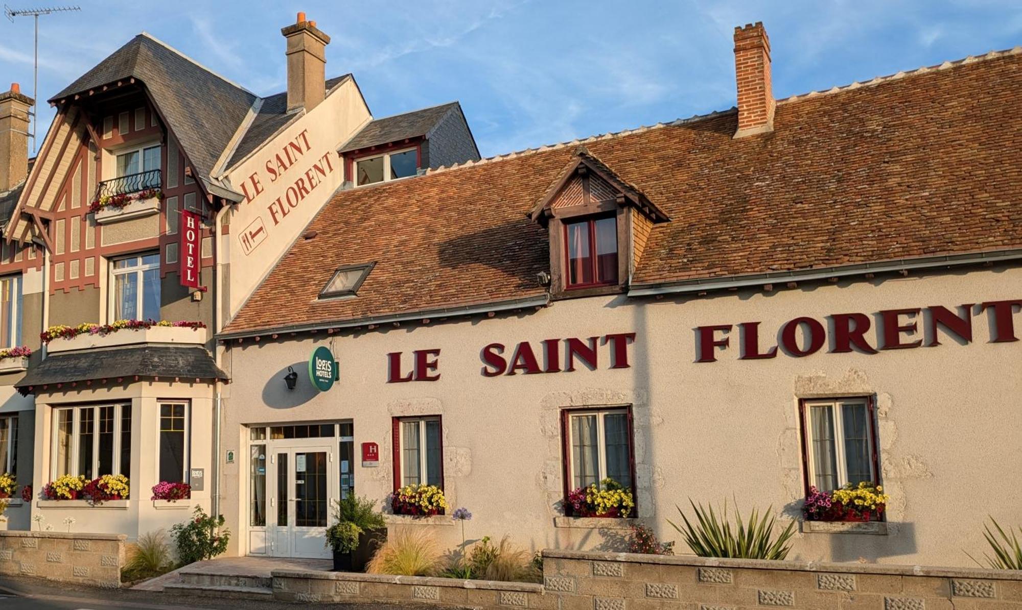 Logis Hotel Le Saint Florent Mont-près-Chambord Exteriér fotografie